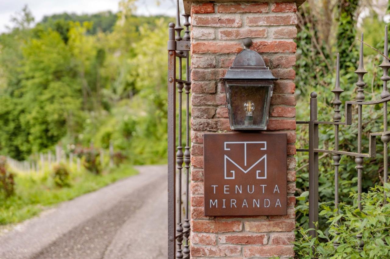 Tenuta Miranda Cassinasco 外观 照片